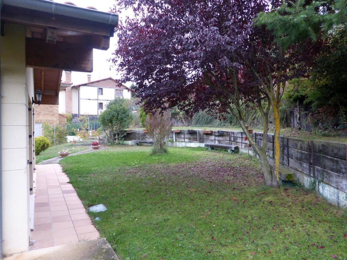 Una Casa Con Vistas En Pobes Esterno foto